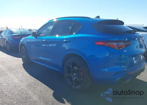 2022 Alfa Romeo Stelvio Veloce Ti Awd z USA, uszkodzony, nr VIN ZASPAKBN5N7D42565